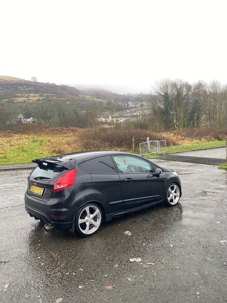 ford fiesta sports van for sale